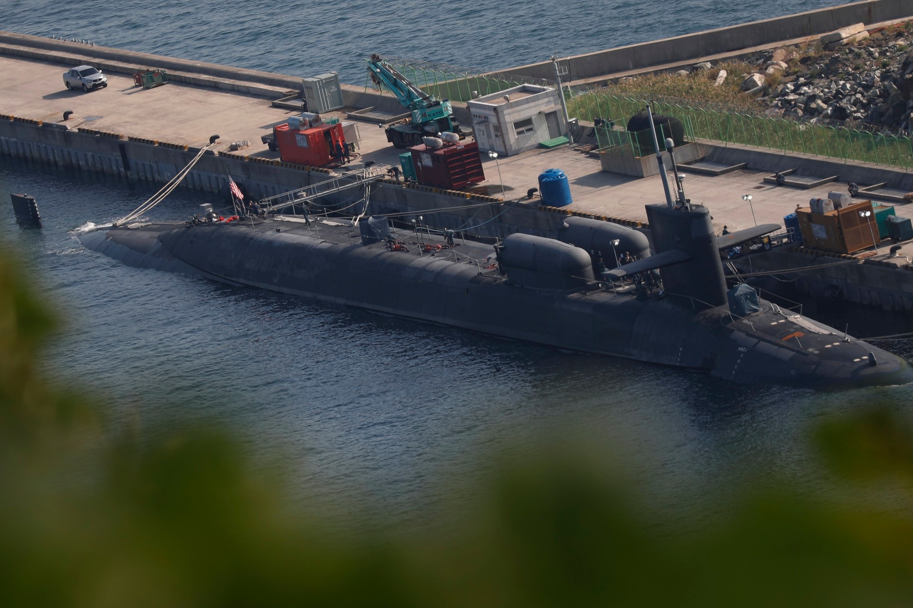 Należąca do Marynarki Wojennej USA atomowa łódź podwodna klasy Ohio, USS Michigan, wyposażona 150 pocisków manewrujących Tomahawk, baza morska w Pusan, Korea Południowa, 13 października 2017 r.