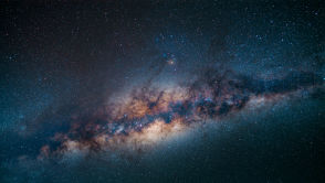 Składniki życia w lodzie – pierwszy raz poza odkryte naszą galaktyką