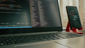 Zapomnij o Windowsie! Te dystrybucje Linuxa robią furorę w 2025 roku.