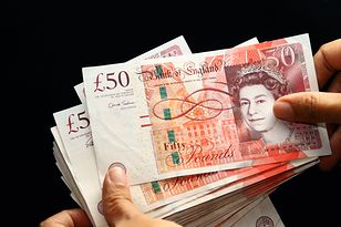 Ile kosztuje funt? Kurs funta do złotego PLN/GBP 25.03.2026