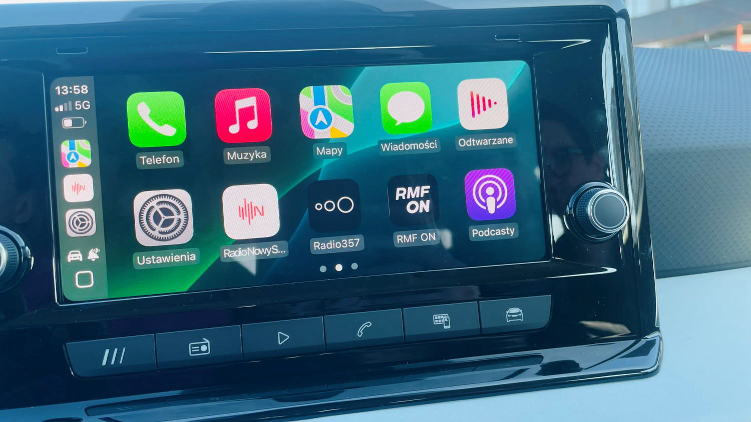 Konkurent Android Auto nie śpi. Te nowości zachwycą kierowców